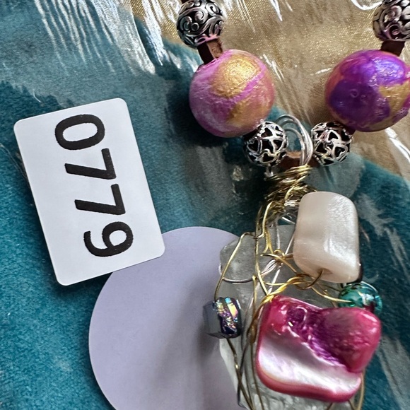 Handmade beach glass pendant embellished wire wrapped and beaded on leather cord - Picture 7 of 16